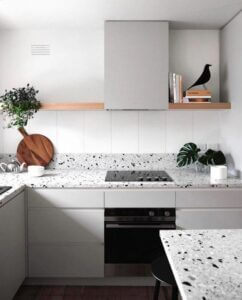 Read more about the article Ketahui, 6 Tips Merawat Kitchen Set Tetap Bersih dan Awet